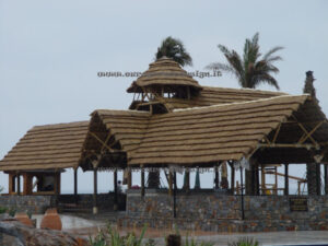 LAVORAZIONI 90 Gazebo in canna africana 'Palm Beach' San Felice Circeo